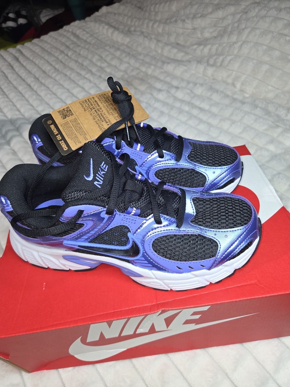 New in Box Nike V5 Run (V5 RNR) Women's Size 8 / Men's Size 6.5 Running Shoes -